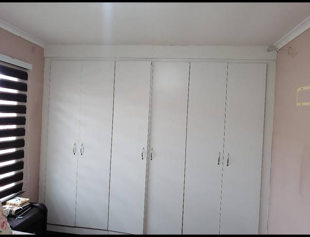 3 bed property to rent in EVANS PARK